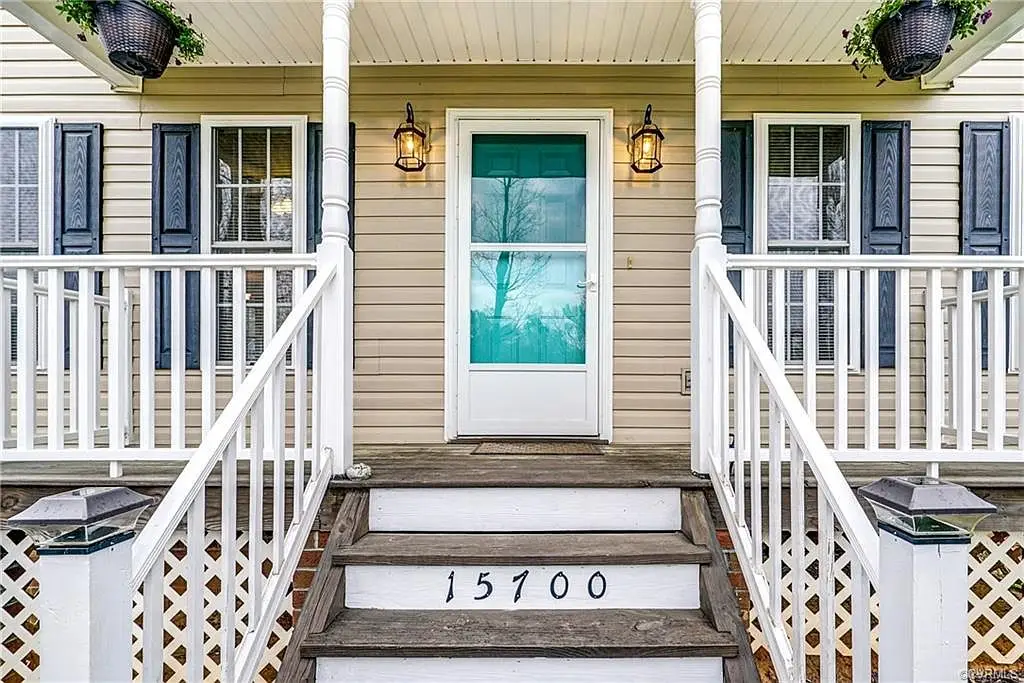 Single Family in Chesterfield, VA