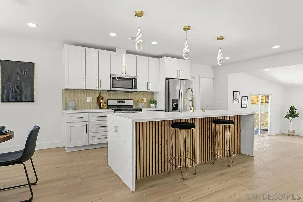 Single Family in El Cajon, CA