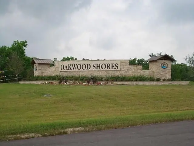 Single Family in Richwood, TX